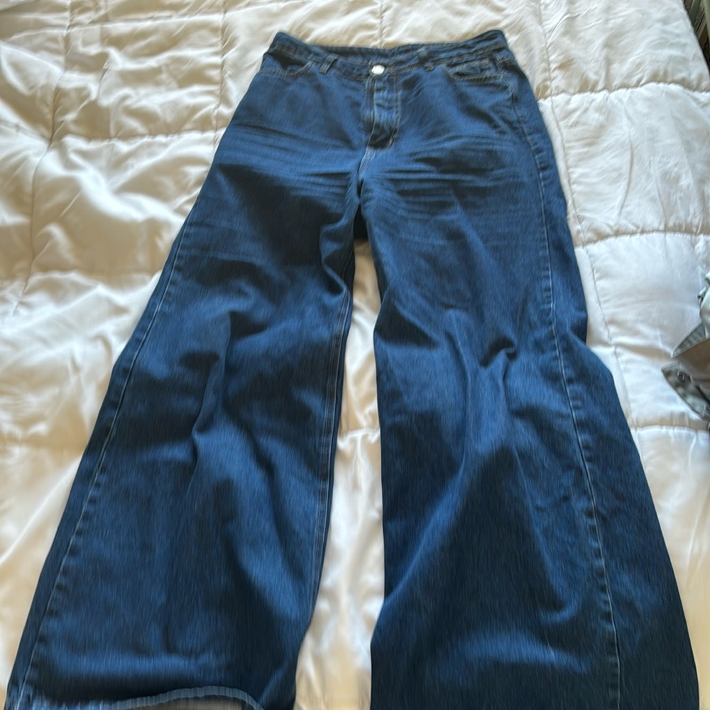 👉Limay jeans from Buenos Aires, Argentina